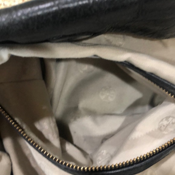 Tory Burch handbag! - Picture 11 of 13